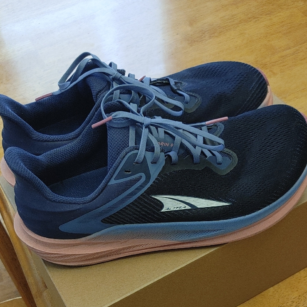 Altra Women's Torin 8 Running Shoes